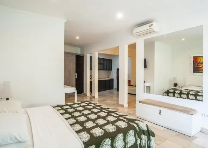 Resort Bali Mystique & Seminyak